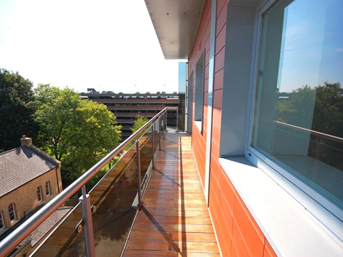 2 Bedroom Apartment To Rent In Becket House, New Road, CM14