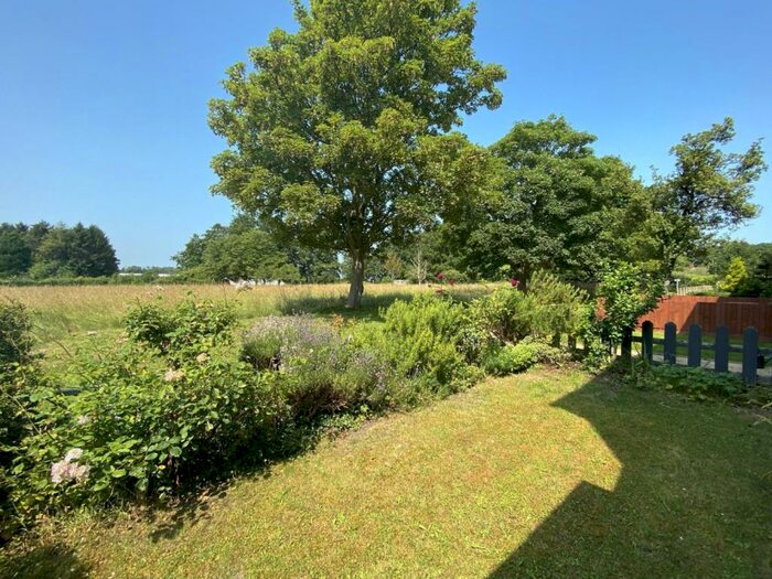 3 Bedroom Terraced House For Sale In North Drive, Harwell, Didcot, OX11