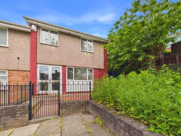 3 Bedroom Terraced House For Sale In Harraby Gardens, Gateshead, NE9