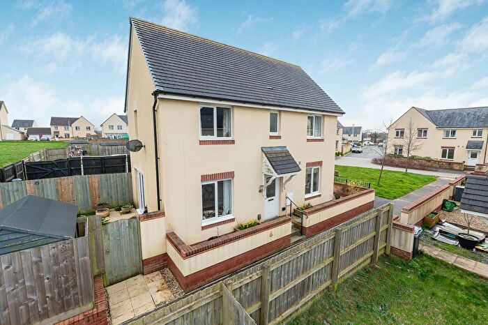 3 Bedroom Semi-Detached House For Sale In Whiteways, Cranbrook, EX5