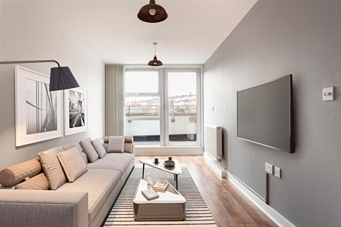 1 Bedroom Apartment For Sale In Springfield Road, Brighton, BN1