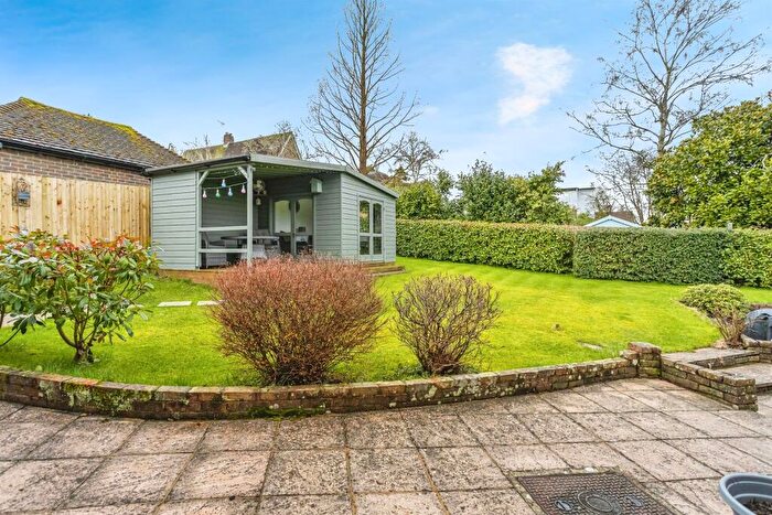 4 Bedroom Detached House For Sale In Fairfield Way, Haywards Heath, RH16