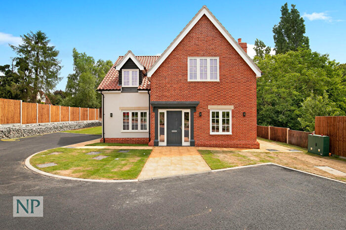 4 Bedroom Detached House To Rent In Honey Tye, Leavenheath, Colchester, CO6