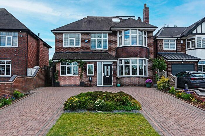 4 Bedroom Detached House For Sale In Chester Road, Castle Bromwich, Birmingham, B36