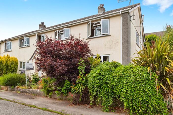 2 Bedroom Flat For Sale In St. Andrews Close, Calstock, Cornwall, PL18