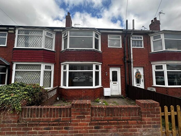 3 Bedroom Terraced House To Rent In Chelmsford Avenue, Grimsby, DN34