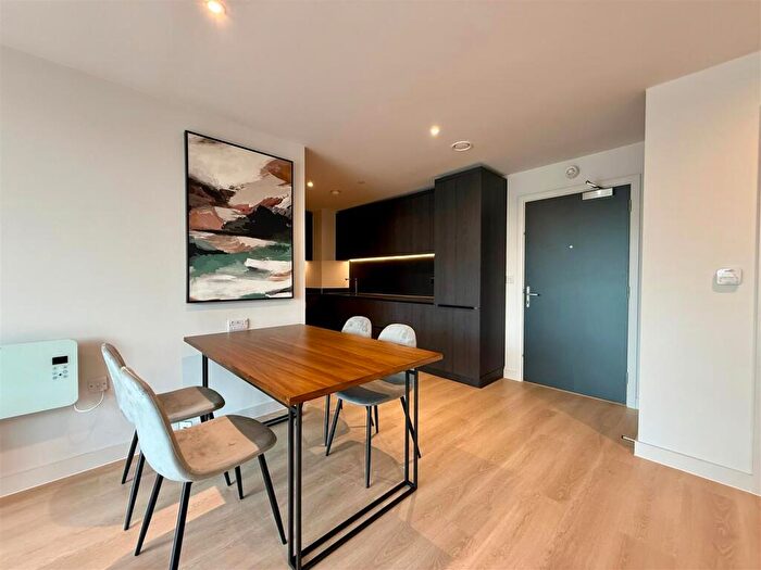 2 Bedroom Apartment To Rent In Waterhouse Gardens, M3