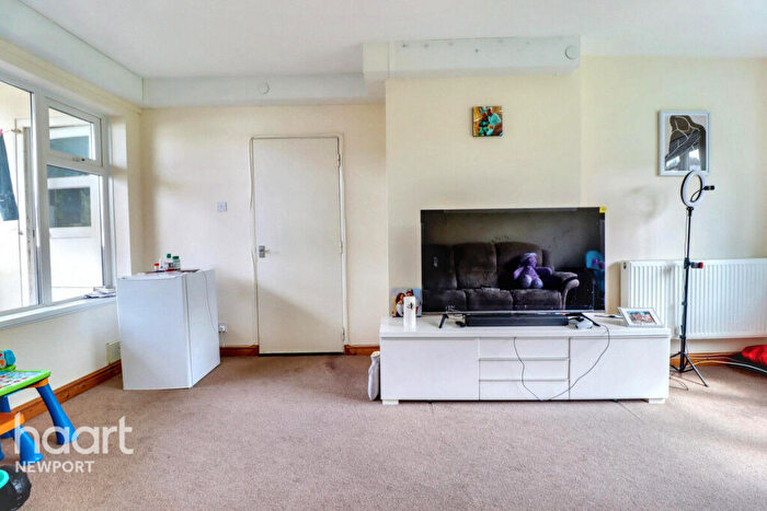2 Bedroom Apartment For Sale In Sickert Close, Newport, NP19