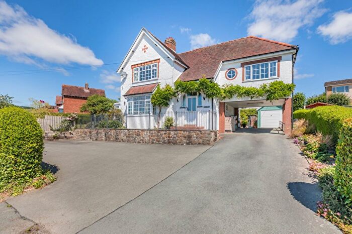 4 Bedroom Detached House For Sale In Barnfields, Newtown, Powys, SY16