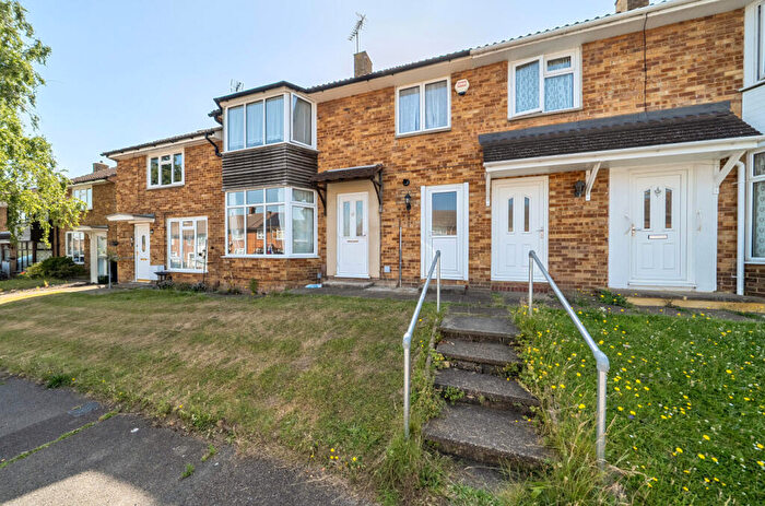 3 Bedroom Terraced House For Sale In Winchgrove Road, Bracknell, Berkshire, RG42