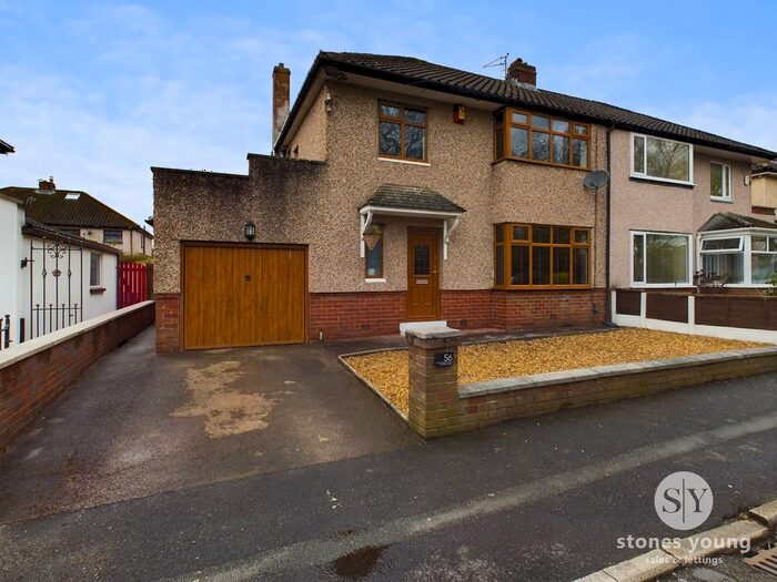 3 Bedroom Semi-Detached House For Sale In Whalley Road, Great Harwood, BB6