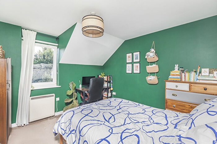 2 Bedroom Flat For Sale In Copers Cope Road, Beckenham, BR3