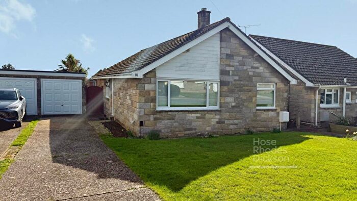 3 Bedroom Bungalow For Sale In Norman Way, Wootton Bridge, Ryde, PO33