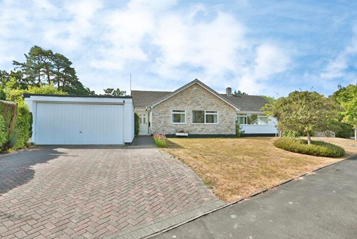 3 Bedroom Bungalow For Sale In Pine Manor Road, Ashley Heath, Ringwood, BH24