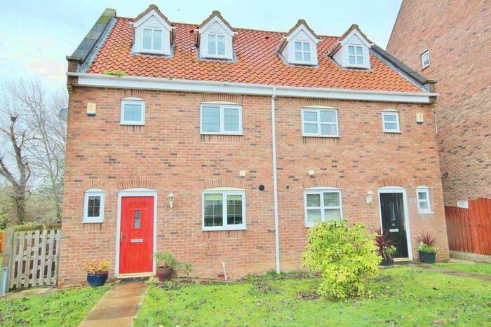 3 Bedroom Semi-Detached House To Rent In Henrys Mews, Sherburn In Elmet, Leeds, LS25