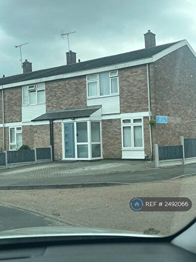 3 Bedroom End Of Terrace House To Rent In Little Lullaway, Basildon, SS15