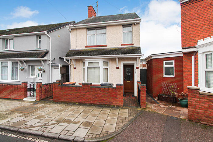 3 Bedroom Detached House For Sale In Honey Hill Road, Bedford, MK40