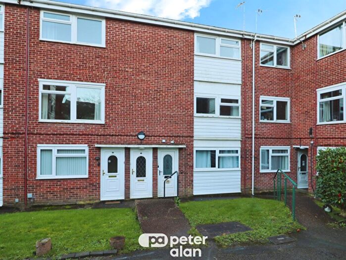 2 Bedroom Maisonette For Sale In Melrose Avenue, Penylan, Cardiff, CF23
