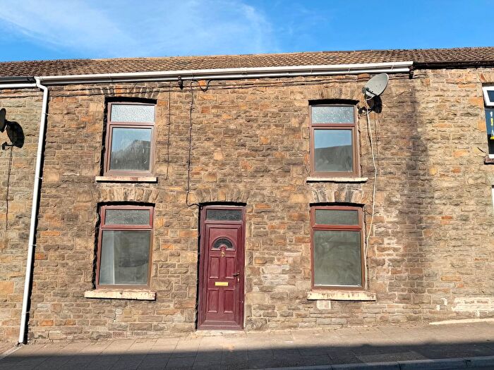 3 Bedroom Terraced House To Rent In East Road, Tylorstown, Ferndale, CF43
