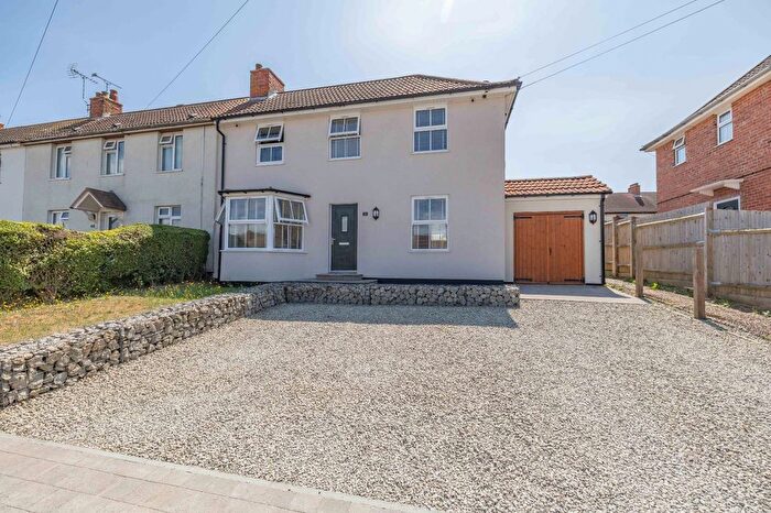 3 Bedroom End Of Terrace House To Rent In Queens Road, Aylesham, Canterbury, Kent, CT3