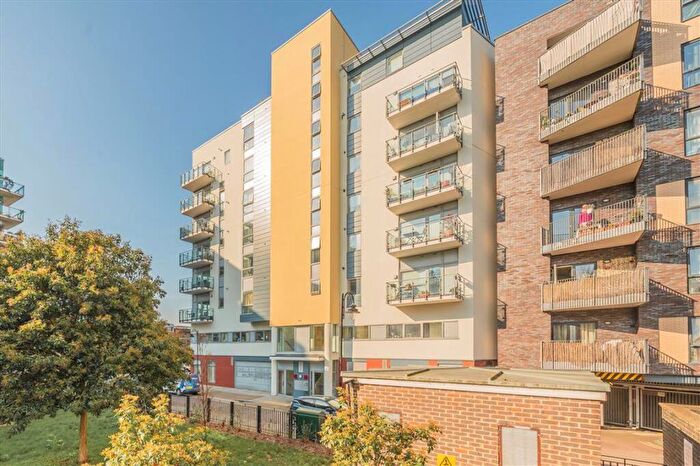 1 Bedroom Flat To Rent In Marine Street, Rotherhithe, SE16