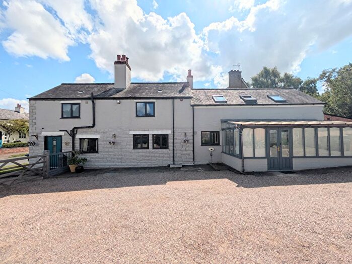 4 Bedroom Detached House For Sale In Walton Road, Lutterworth, LE17