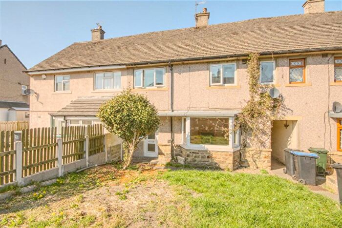 3 Bedroom Terraced House For Sale In Stone Grove, Steeton, BD20