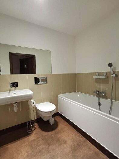 2 Bedroom Apartment To Rent In Sail House, Colchester, CO2