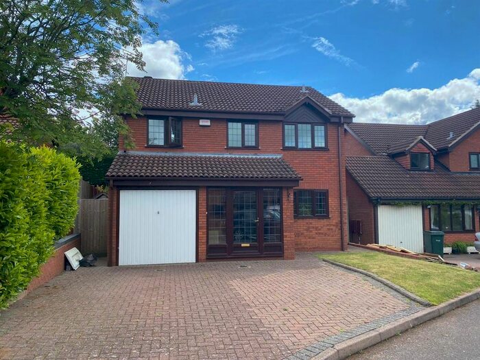 4 Bedroom Detached House To Rent In Larkfield Way, Allesley, Coventry, CV5
