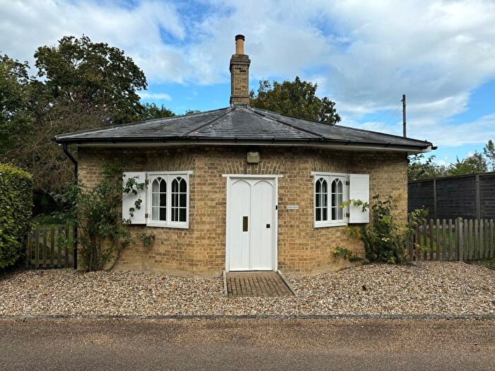 2 Bedroom Bungalow To Rent In Swaffham Prior House, Swaffham Prior, Cambridge, CB25