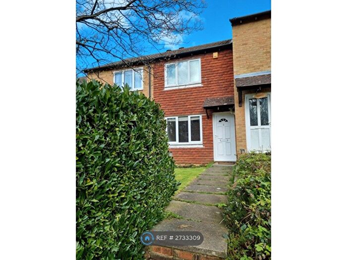 2 Bedroom Terraced House To Rent In Quinion Close, Chatham, ME5
