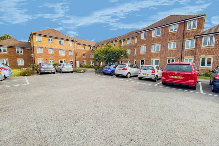 1 Bedroom Retirement Property To Rent In Canberra Court, Gosport, PO12