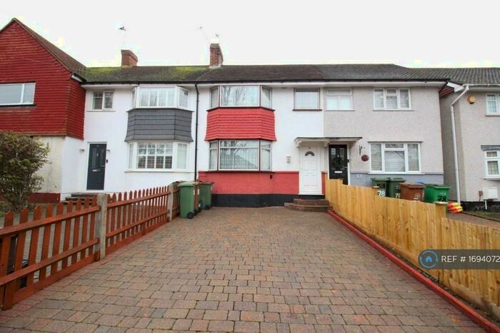 2 Bedroom Terraced House To Rent In St. Philips Avenue, Worcester Park, KT4