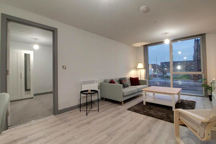 2 Bedroom Apartment To Rent In Jq Rise, Goodman Street, Birmingham City Centre, B1