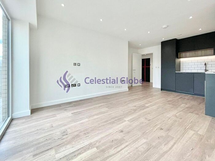 1 Bedroom Flat To Rent In Beaufort Square, London, NW9