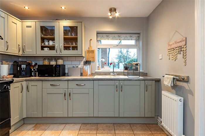 3 Bedroom Detached House For Sale In Lambley Lane, Gedling, Nottingham, Nottinghamshire, NG4