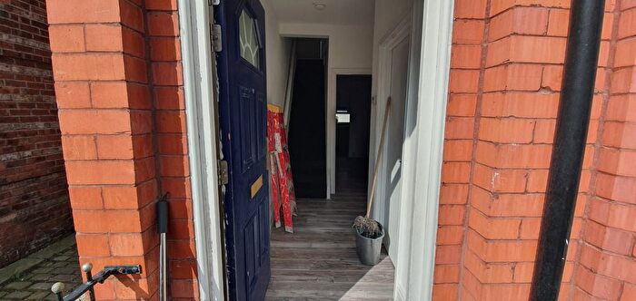 3 Bedroom End Of Terrace House To Rent In Regent Avenue, Manchester, M14