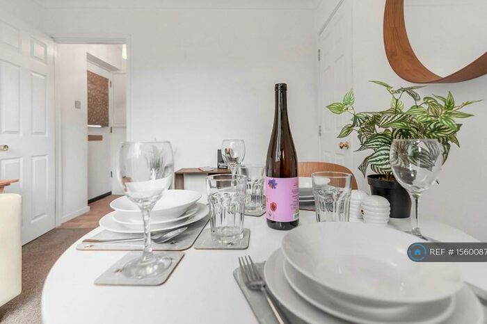 3 Bedroom Flat To Rent In Pippin Green, Norwich, NR4