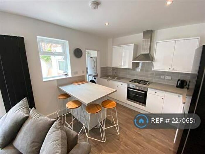 4 Bedroom Terraced House To Rent In Brookdale Road, Liverpool, L15