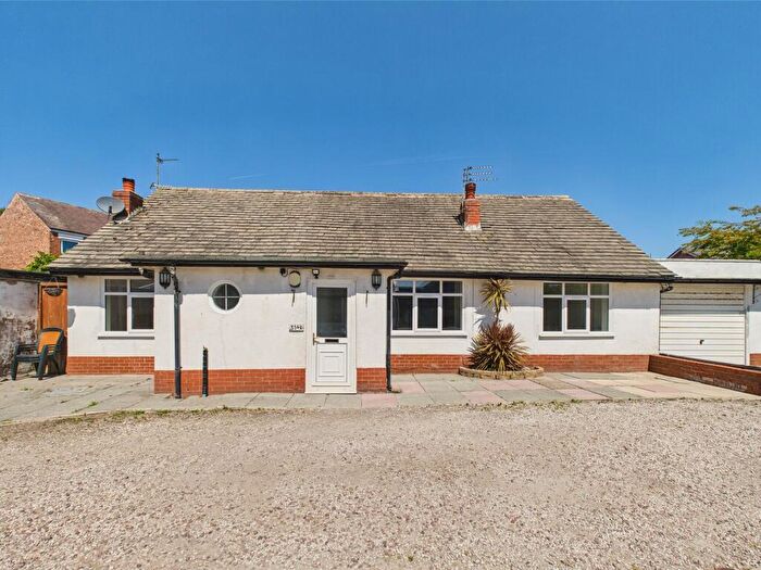 2 Bedroom Bungalow For Sale In Old Park Lane, Southport, PR9