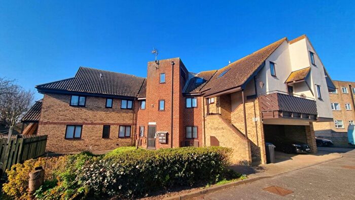 2 Bedroom Flat To Rent In Ethelbert Road, Birchington, CT7