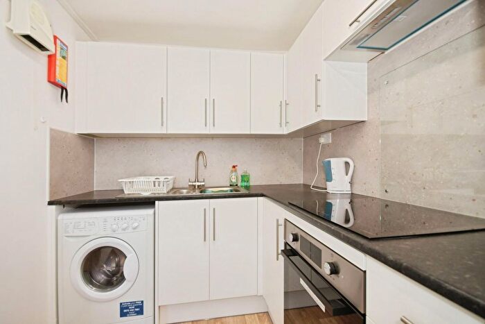 Studio To Rent In Westbourne Road, Sheffield, S10