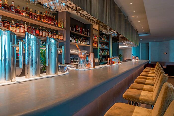 2 Bedroom Flat To Rent In Manhattan Loft Apartments, Stratford, London, E20