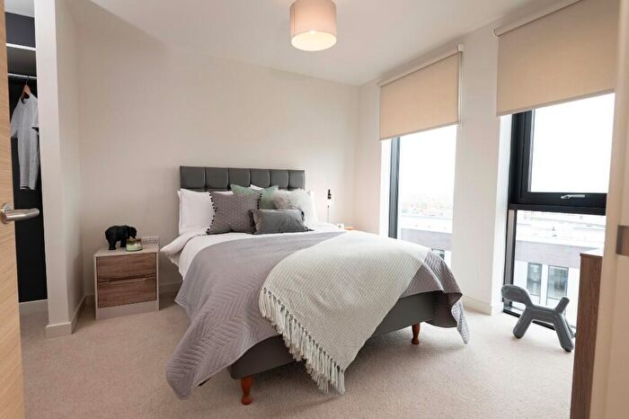 1 Bedroom Apartment To Rent In Ellesmere Street, Manchester, Greater Manchester, M15