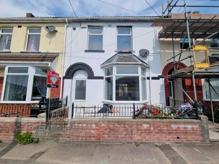 3 Bedroom Property To Rent In Phillips Terrace, Senghenydd, Caerphilly, CF83