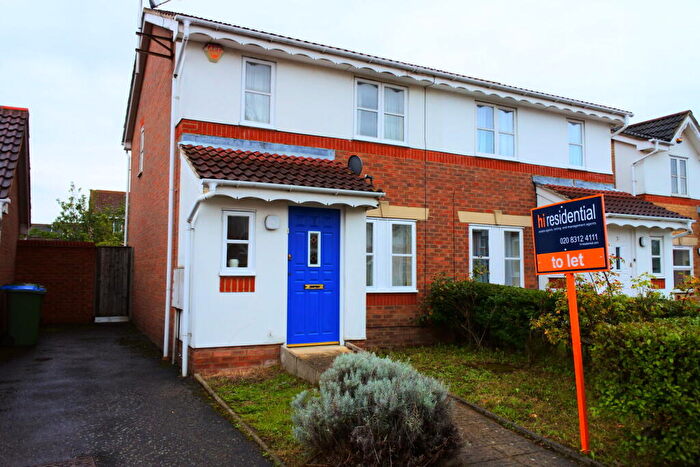 2 Bedroom House For Sale In Hutchins Road, Thamesmead, London, SE28