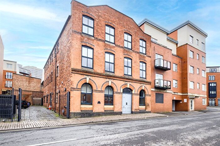 2 Bedroom Flat To Rent In Clement Street, Birmingham, West Midlands, B1