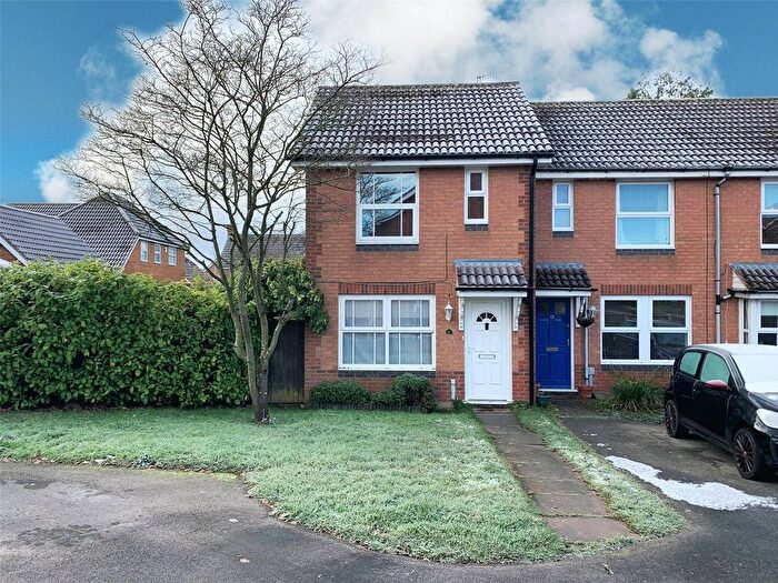 2 Bedroom End Of Terrace House To Rent In Moorsom Way, Aston Fields, Bromsgrove, Worcestershire, B60