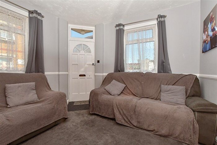 2 Bedroom End Of Terrace House For Sale In Sheppey Street, Bluetown, Sheerness, Kent, ME12