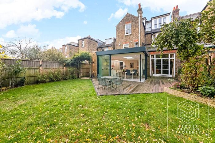 6 Bedroom Terraced House To Rent In Hollingbourne Road, Herne Hill, London, SE24